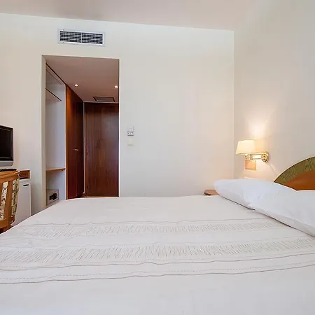 Hotel Fthia 3*
