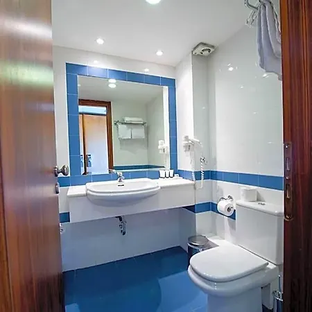 Fthia Hotel 3*