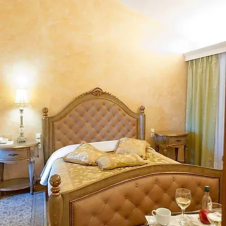 Hotel Fthia 3*