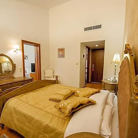 Fthia Hotel