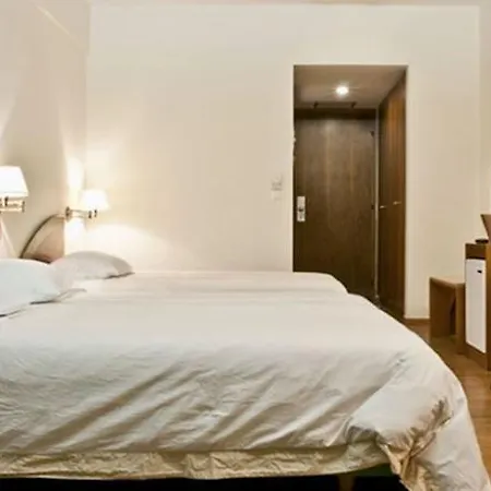 Hotel Fthia Lamía